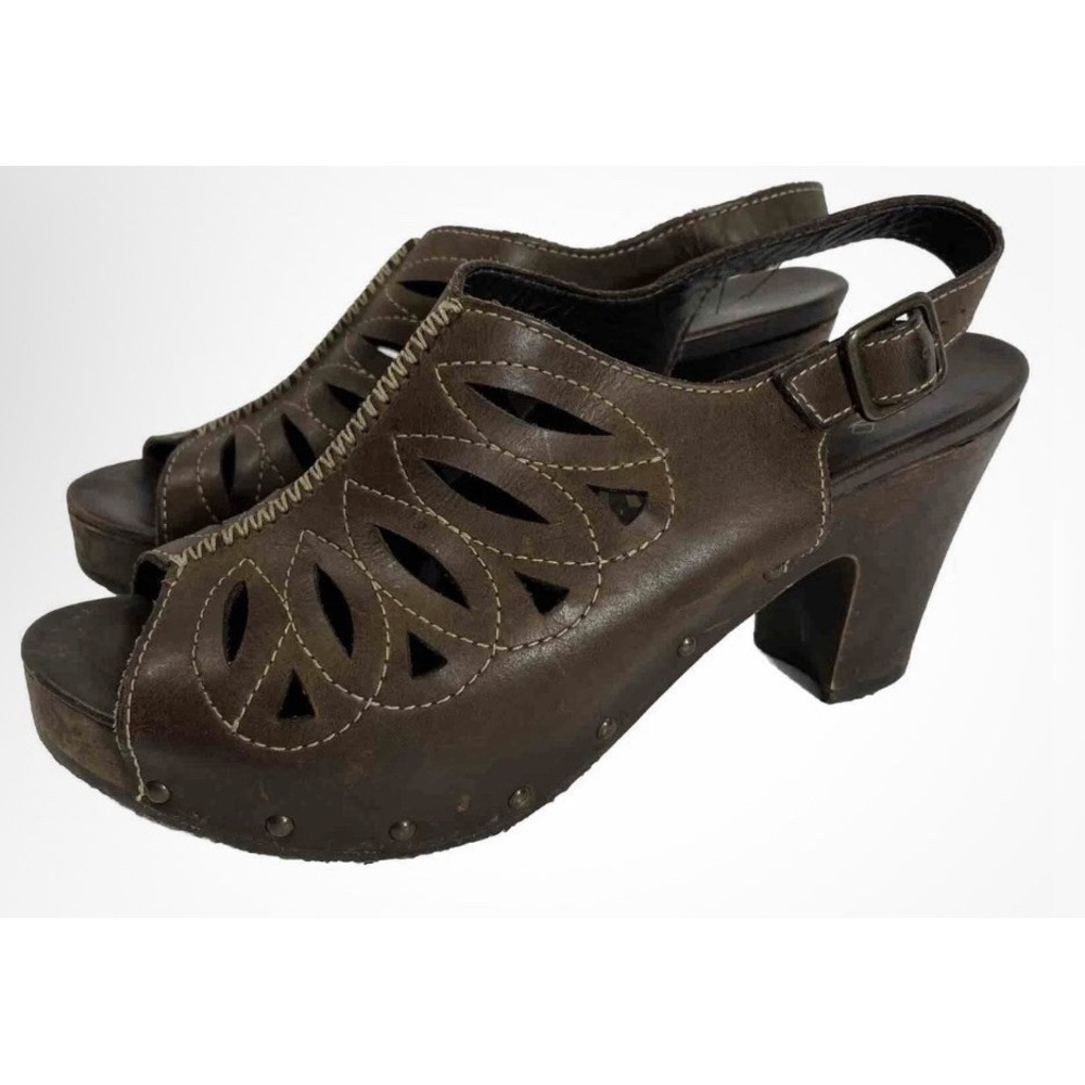 Dansko Sandal Women's Size 40 US 9.5- 10 Rowena Brown Leather Studded Clogs Heel